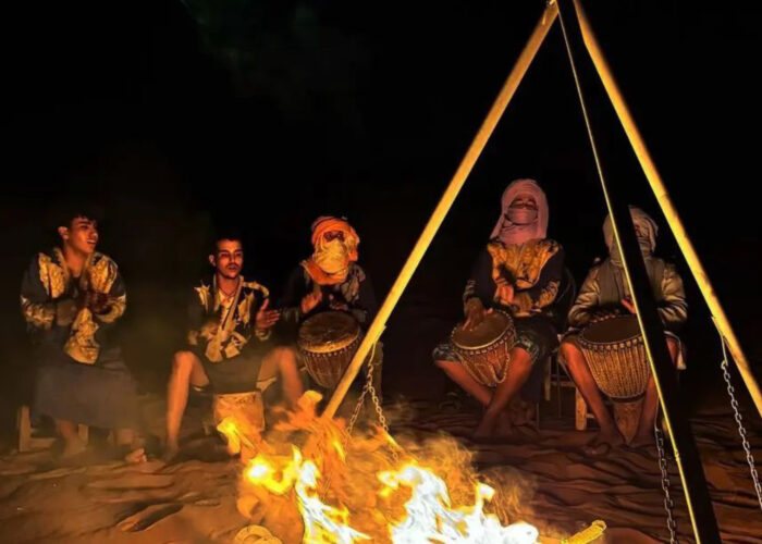 1 noche de excursión a camello en Merzouga
